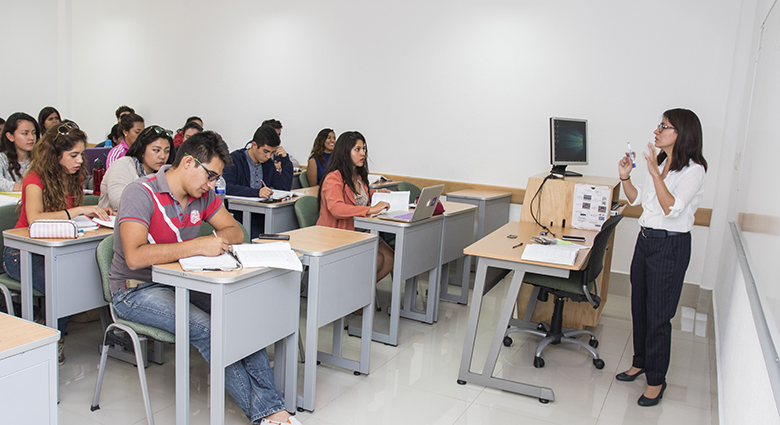 Imagenenes slider de cada licenciatura