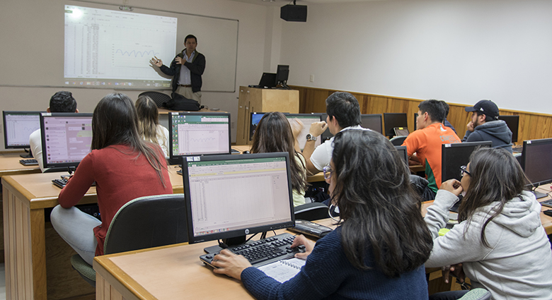 Imagenenes slider de cada licenciatura