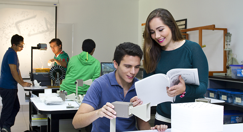 Imagenenes slider de cada licenciatura