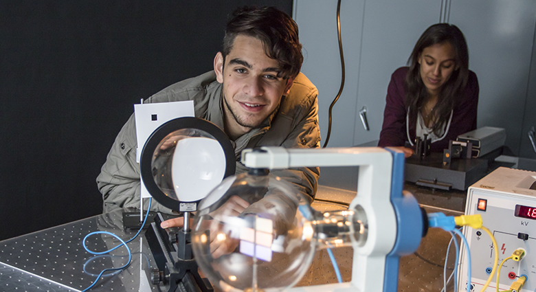 Imagenenes slider de cada licenciatura