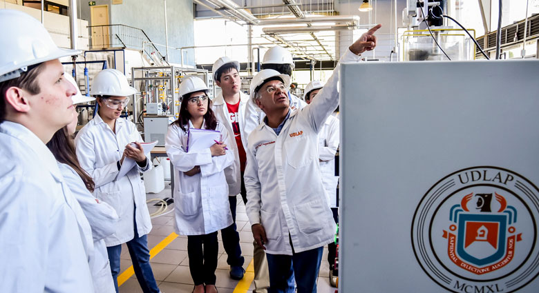 Imagenenes slider de cada licenciatura