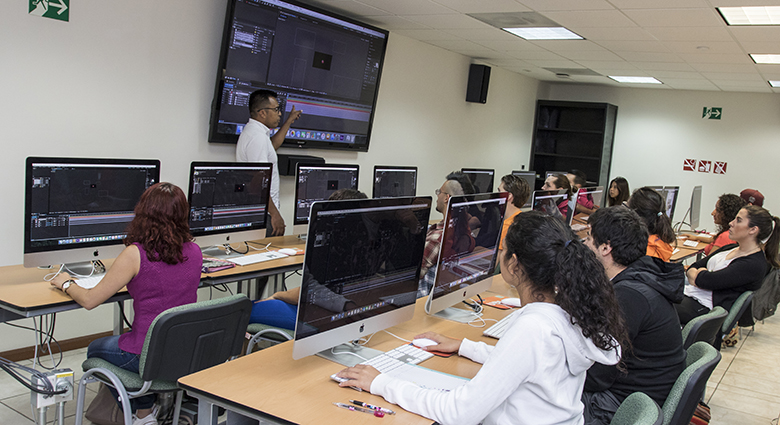 Imagenenes slider de cada licenciatura