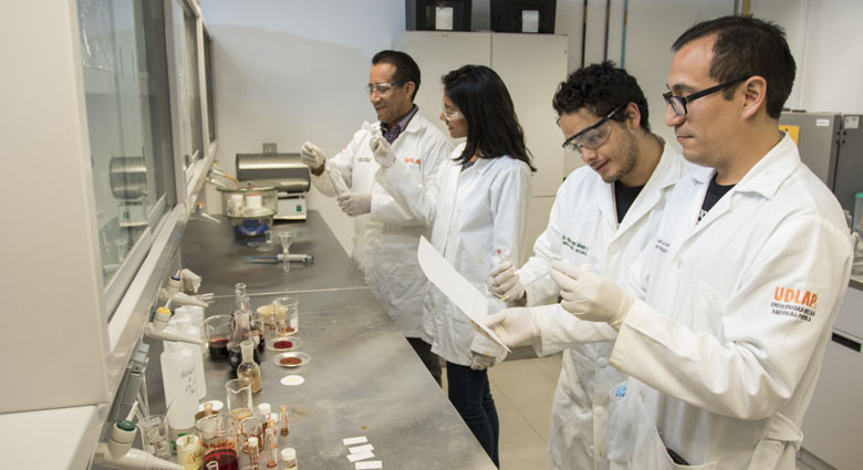 Imagenenes slider de cada licenciatura