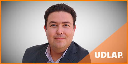 ERIC ARTURO BRACHO MOLINA, EGRESADO DE LA LICENCIATURA EN INGENIERÍA EN ELECTRÓNICA Y COMPUTADORAS, GENERACIÓN 2004.