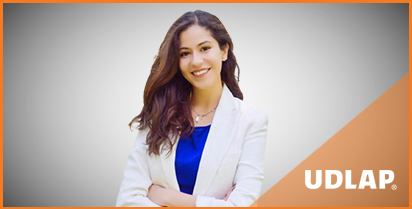 ANAMARY OLIVAS VÉLEZ, EGRESADA DE LA LICENCIATURA EN RELACIONES INTERNACIONALES, GENERACIÓN 2020. 