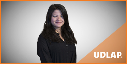 ASTRID GARCÍA LUNA, EGRESADA DE LA LICENCIATURA EN ARQUITECTURA DE INTERIORES, GENERACIÓN 2013.