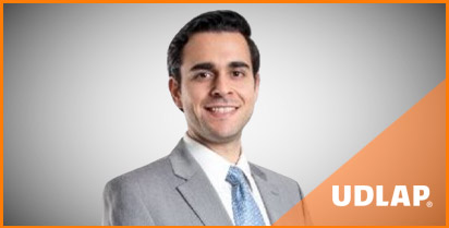 DANIEL UGALDE DE LA VEGA, EGRESADO DE LA LICENCIATURA EN ARQUITECTURA, GENERACIÓN 2009. 