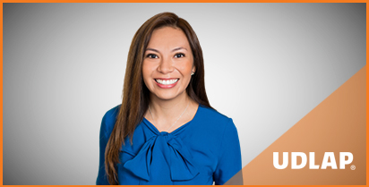 GABRIELA ROSAS JIMÉNEZ, EGRESADA DE LA LICENCIATURA EN ADMINISTRACIÓN DE HOTELES Y RESTAURANTES RECONOCIMIENTO CUM LAUDE, GENERACIÓN 2011.