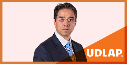 JUAN CARLOS PARTIDA POBLADOR, EGRESADO DE LA LICENCIATURA DE DERECHO, GENERACIÓN 1995. 