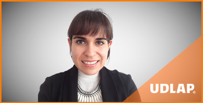 ROSALBA VIVIAN PAREDES BONILLA, EGRESADA DE LA LICENCIATURA EN CIENCIAS FARMACÉUTICAS, GENERACIÓN 2017.